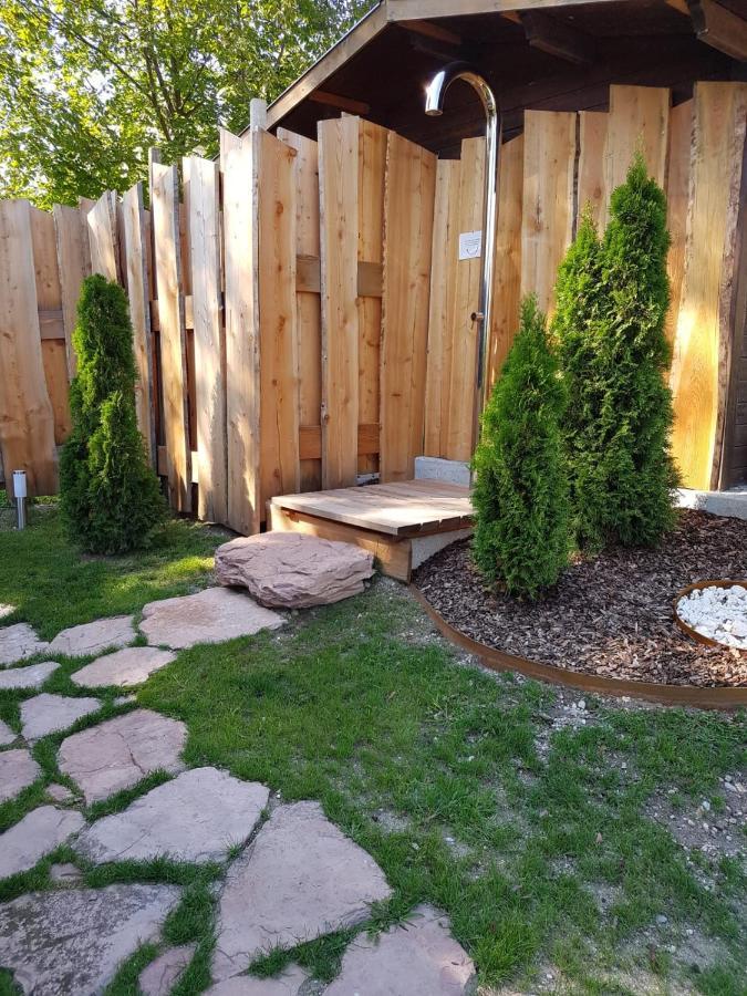Agriturismo La Giasena Ponte nellʼAlpi Exteriör bild