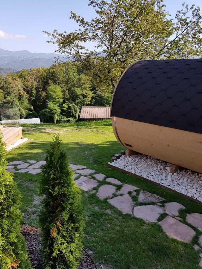Agriturismo La Giasena Ponte nellʼAlpi Exteriör bild