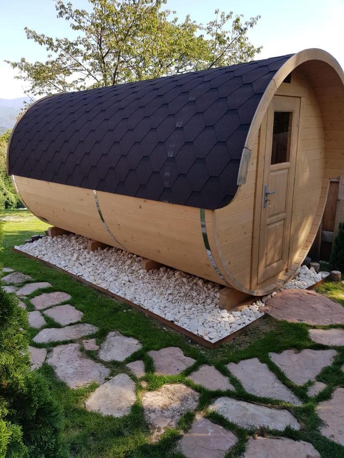 Agriturismo La Giasena Ponte nellʼAlpi Exteriör bild