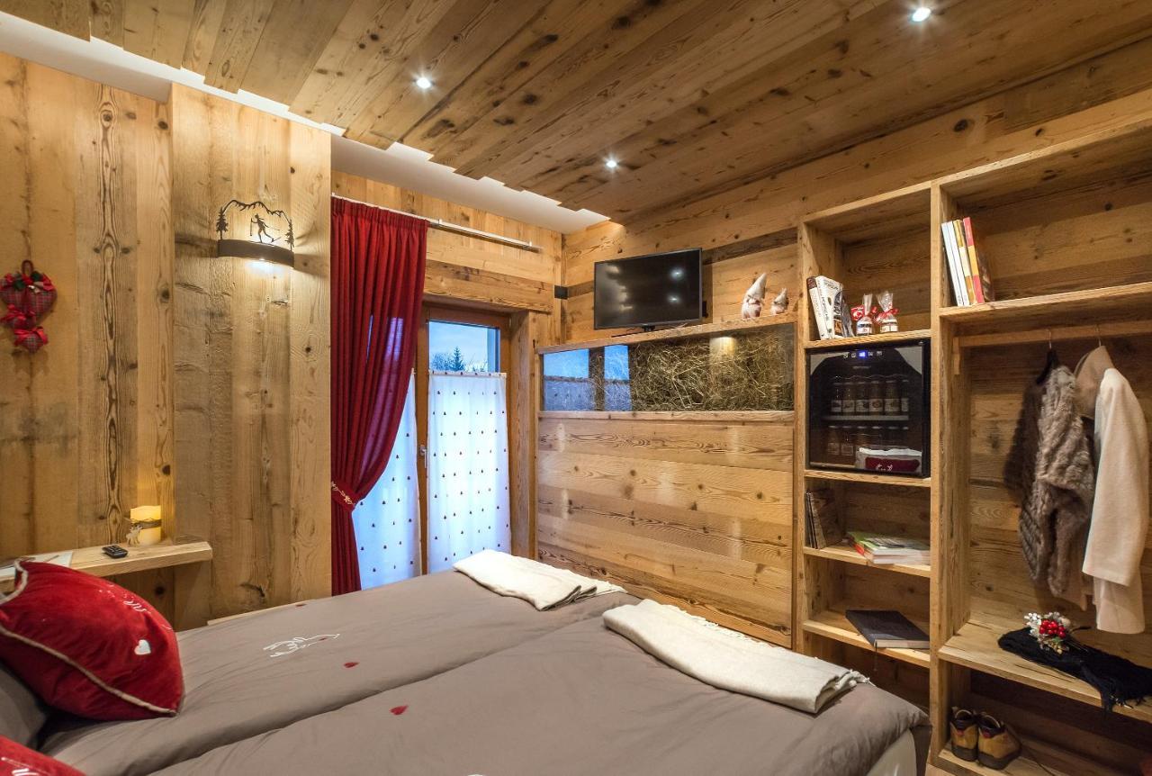 Agriturismo La Giasena Ponte nellʼAlpi Exteriör bild