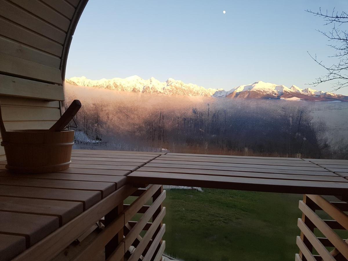 Agriturismo La Giasena Bed and Breakfast Ponte nellʼAlpi Exteriör bild